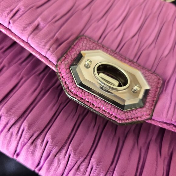 Coach Clutch - Picture 6 of 11